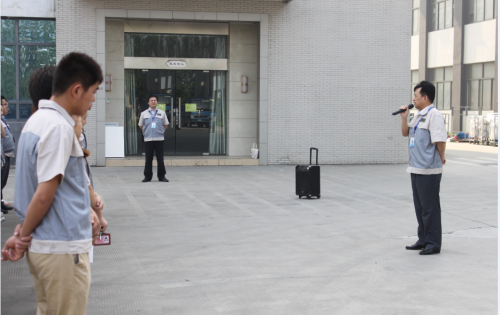 彩晶事业部积极相应号召，召开全事业部“安全活动月”带头大会