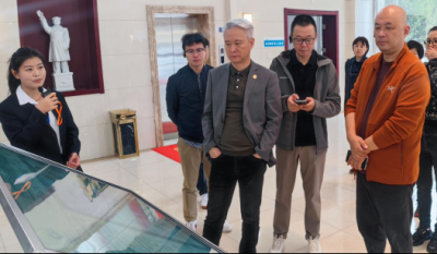 共促发展，凝聚共识——记民建青浦区委辅导光临领导！